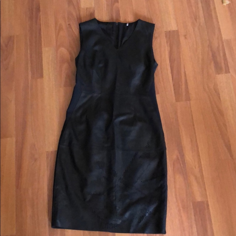 Elie Tahari Dress